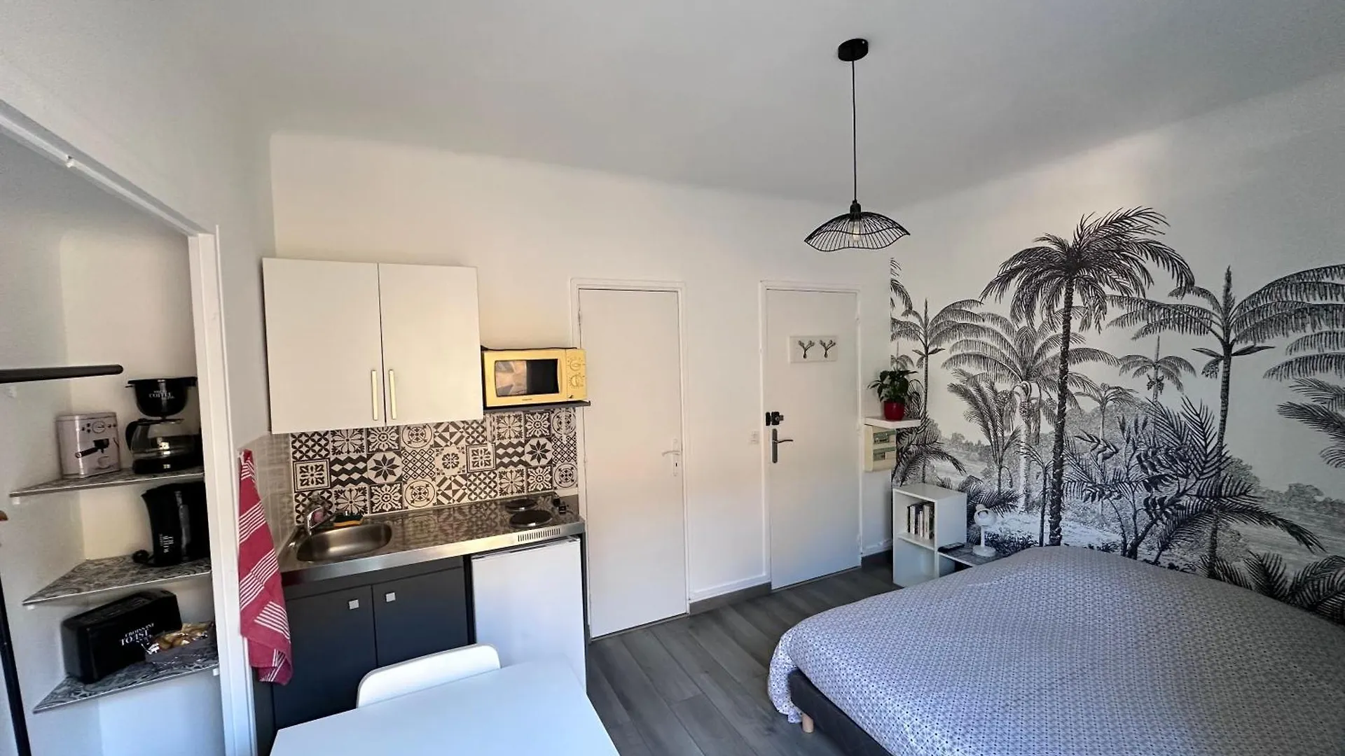 Studios Climatises Proche Mer Nizza 0*,  Frankreich